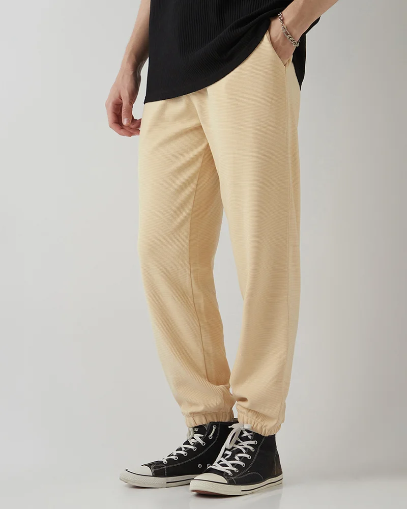 بيواكوف Men's Beige Oversized Textured Joggers